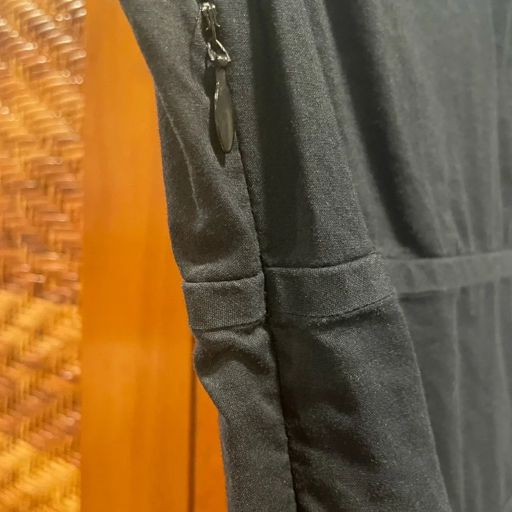 Ted Baker Black Blouse with White Floral Design - Picture 3 of 4